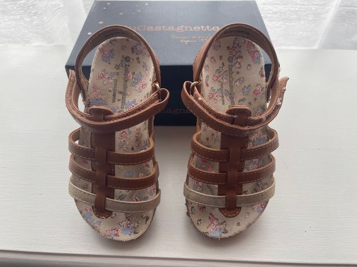 Sandales 26 (29) - photo numéro 3