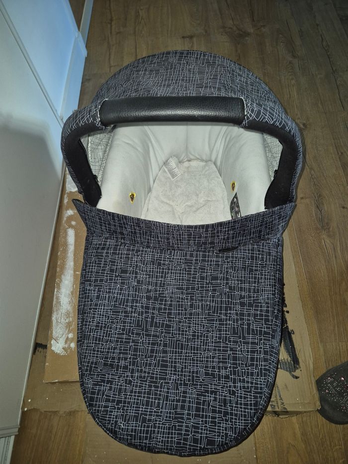 Nacelle landeau amber 2 bébé confort - photo numéro 2