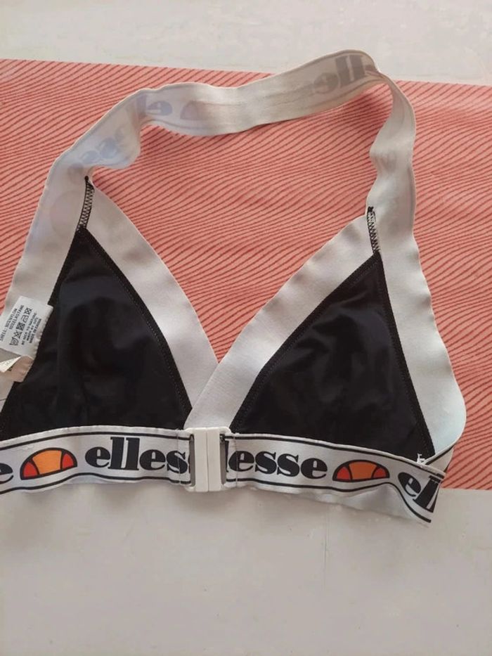 Maillot de bain ellesse 38 - photo numéro 11