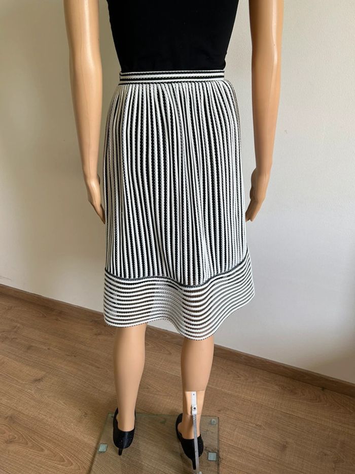 Jupe mi longue patineuse blanche et noire WE taille S TBE - photo numéro 7