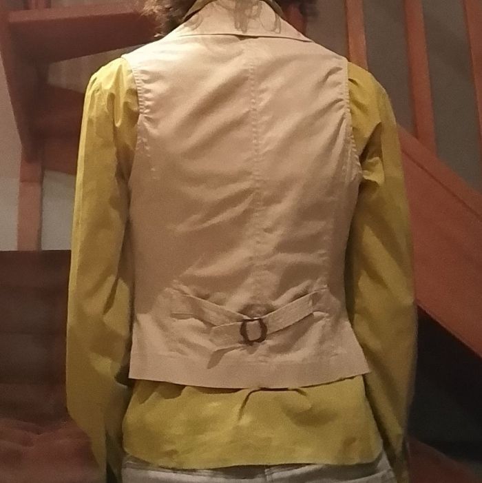 Gilet sans manche tailleur - photo numéro 3