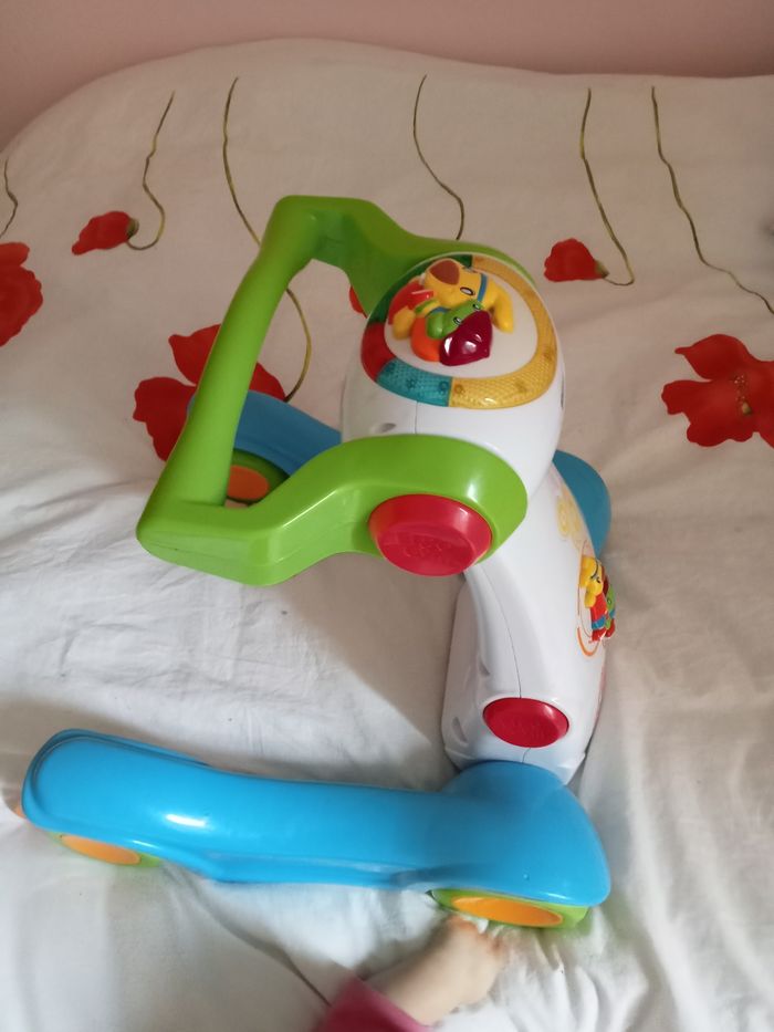 Vend pousse pousse - photo numéro 4