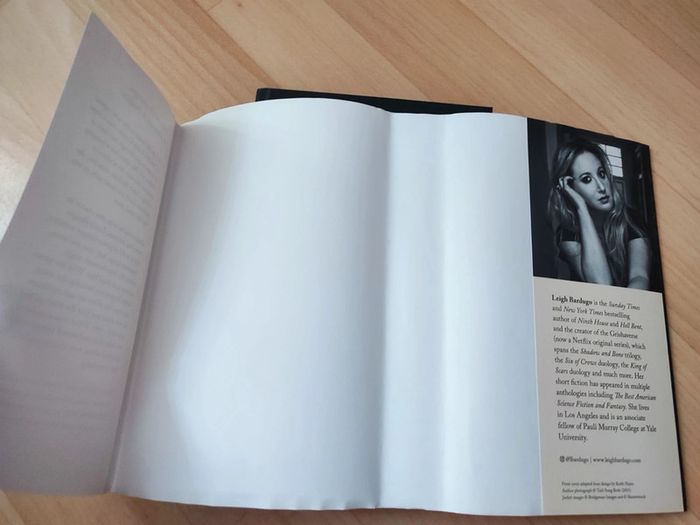The Familiar Leigh Bardugo - photo numéro 5