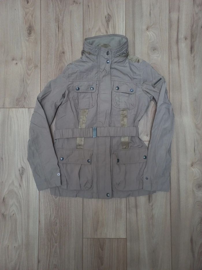 Veste avec capuche