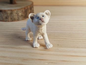 Schleich lionceau blanc Albinos Figurine animal de la savane