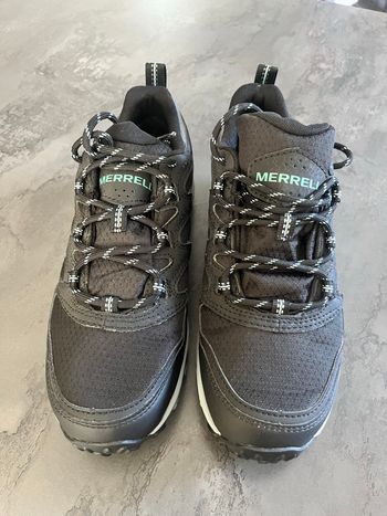 Chaussures de randonnée Merrell