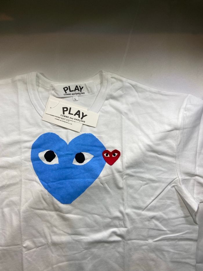 Tee shirt comme des garçon - photo numéro 3