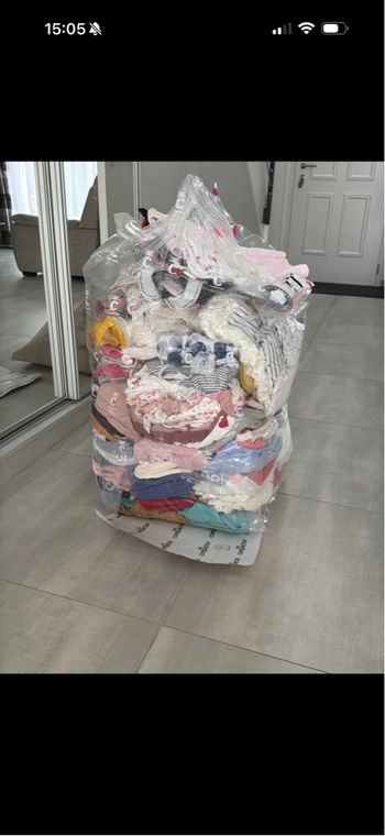 Énorme lot 18 mois fille très bon état