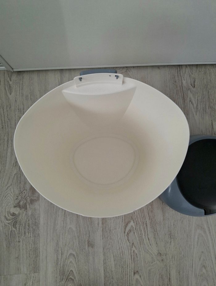 Poubelle à couches bébé Tommee Tippee - photo numéro 3
