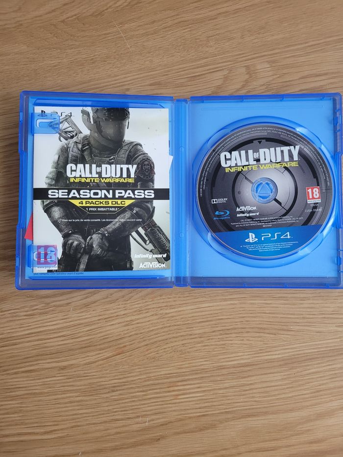 Call of duty "infinite warfare" PS4 - photo numéro 2