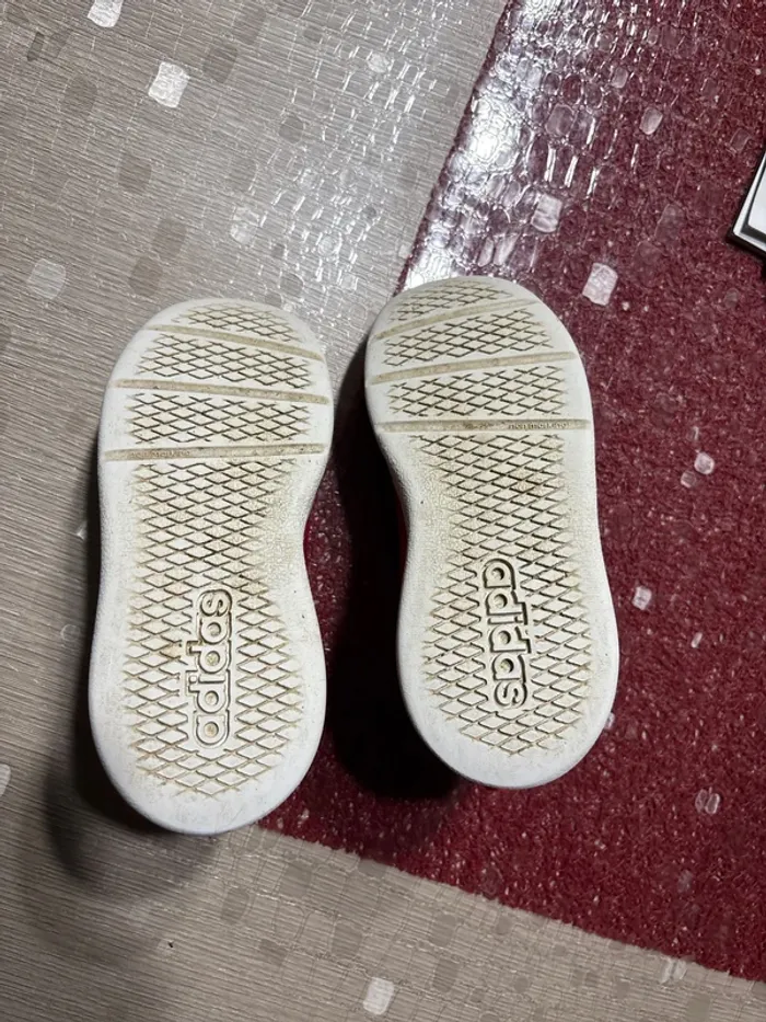 Basket adidas - photo numéro 4