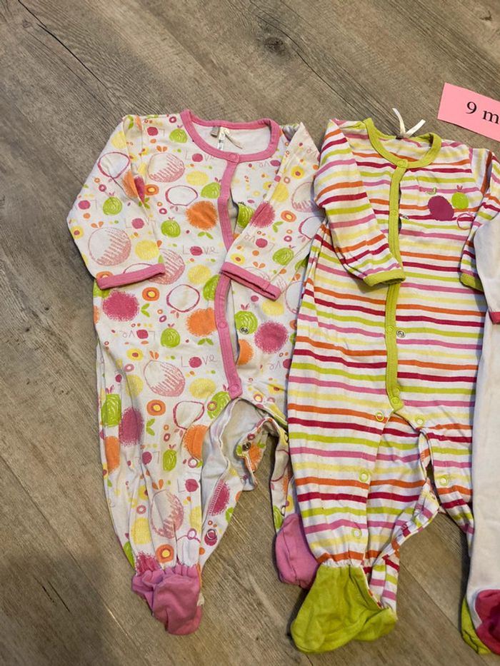 Lot 4 pyjamas légers 9 mois - photo numéro 2