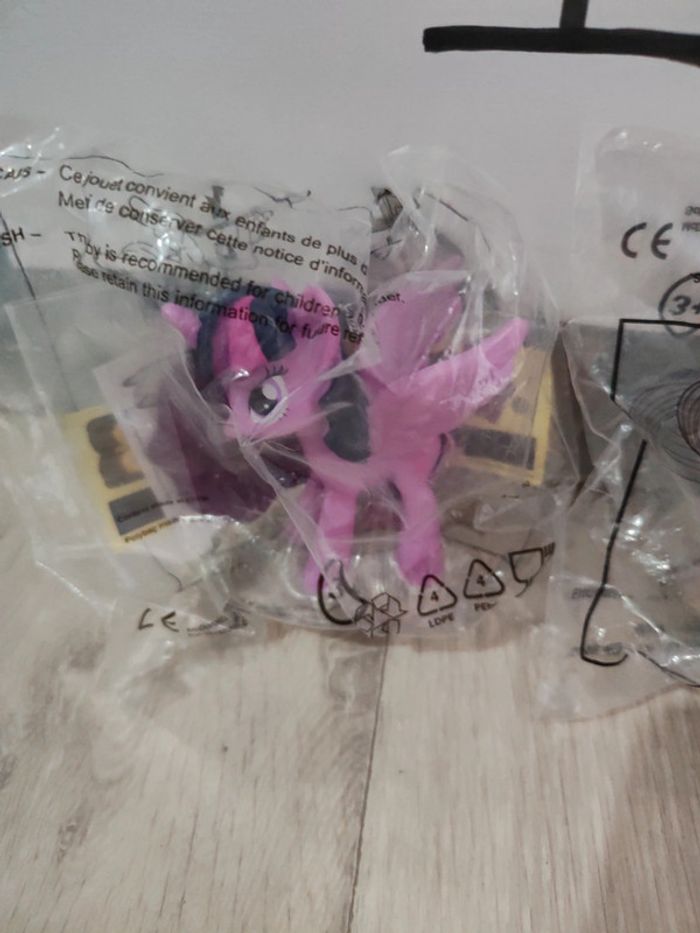 Figurine McDonald's my little pony. - photo numéro 2