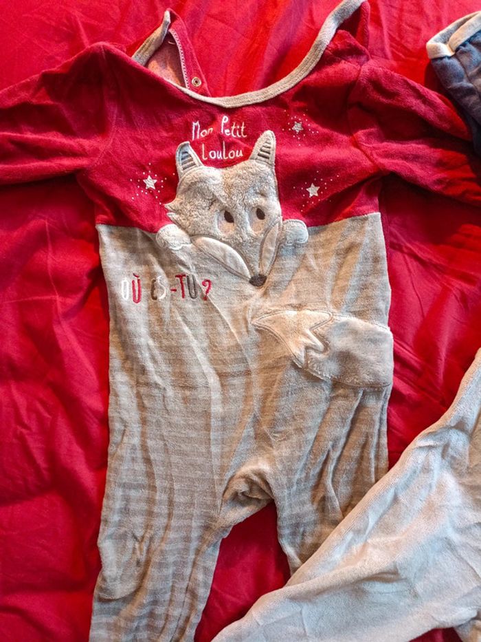 Lot pyjama taille 24mois - photo numéro 2