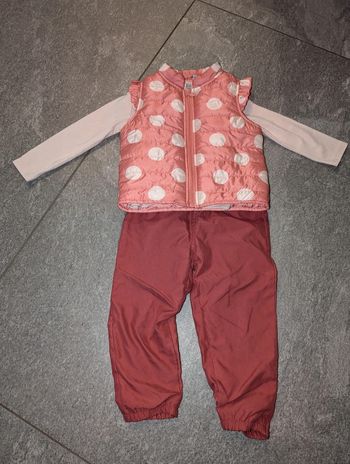 Ensemble bébé fille 18 mois comme NEUF