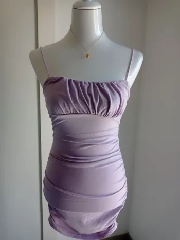 Magnifique robe d'été moulante fines bretelles violet lavande lilas avec fronces T.XS Shein