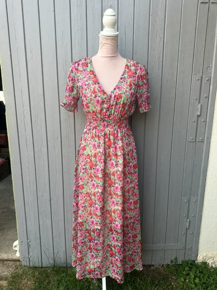 Robe longue été manches courtes fleurie coloré décolleté promod