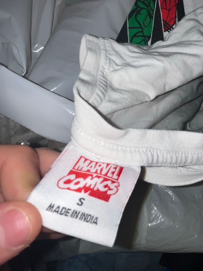 T-shirt Marvel - photo numéro 3