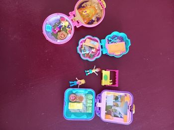 Lot polly pocket .