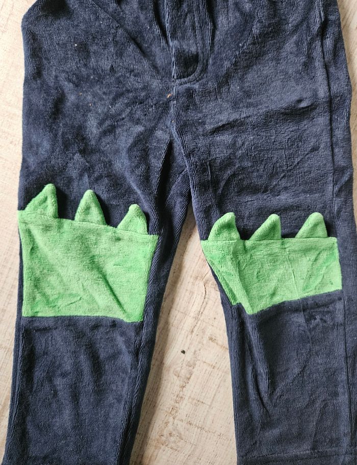 Pyjama velours crocodile 2ans - photo numéro 2