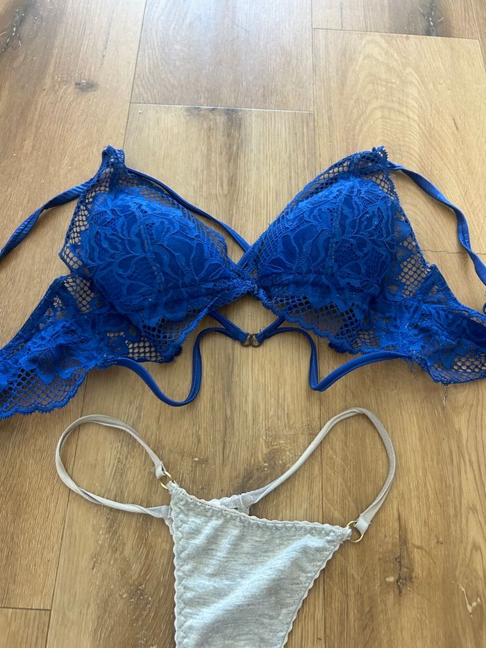 Ensemble bleu et gris