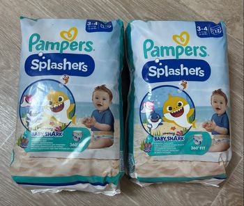 Lot de 24 couches de Bain Pampers Splashers 6-11 kg