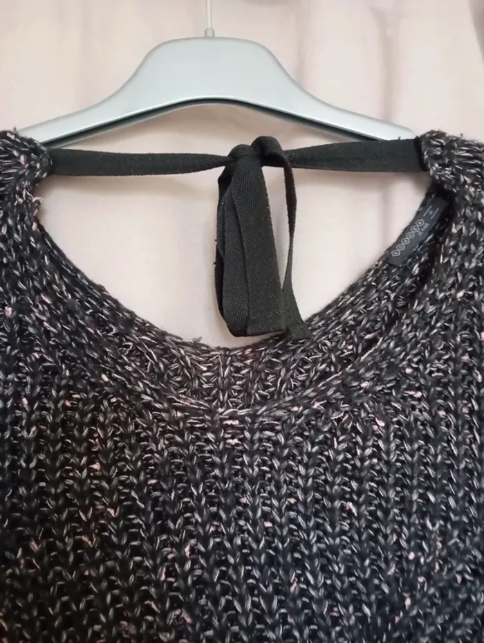 Pull taille M - photo numéro 2
