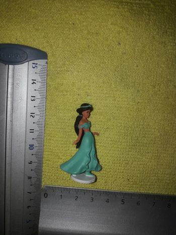 Aladin figurine