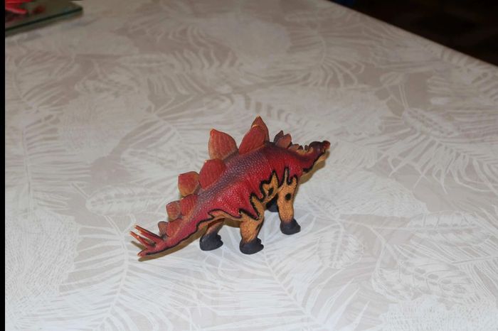 dinosaure stégosaure - photo numéro 3