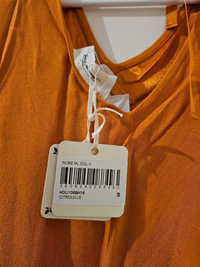 Robe orange - photo numéro 2