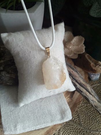 Collier chance pendentif pierre de citrine 💛.