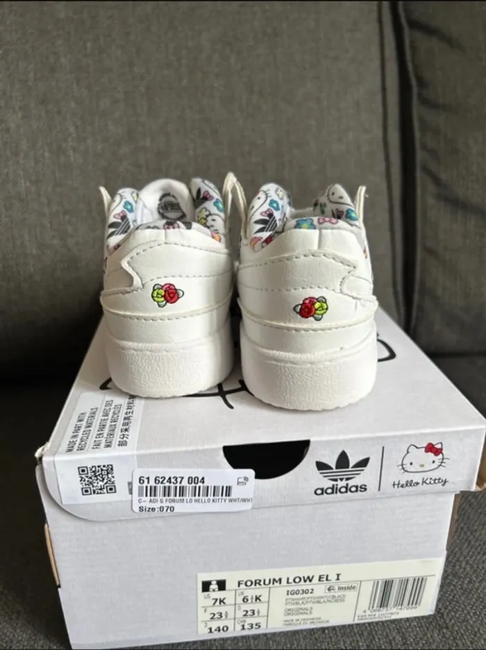 Basket adidas hello kitty bébé fille, taille 23 1/2 - photo numéro 3