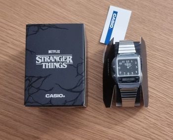Montre Casio Vintage « Stranger Things » AQ-800EST-1A — Édition limitée