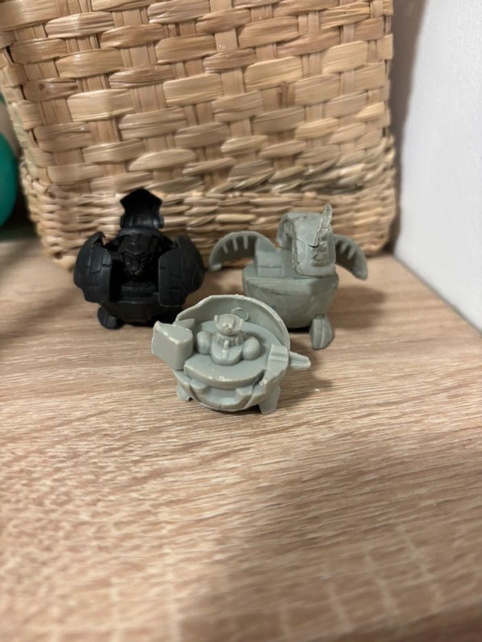 Lot de 3 figurines bakugan Haos Grey Dragonoid Borradores de luchadores de batalla en pvc
