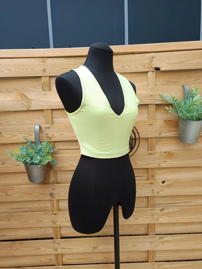 Crop top Zara taille S - photo numéro 2
