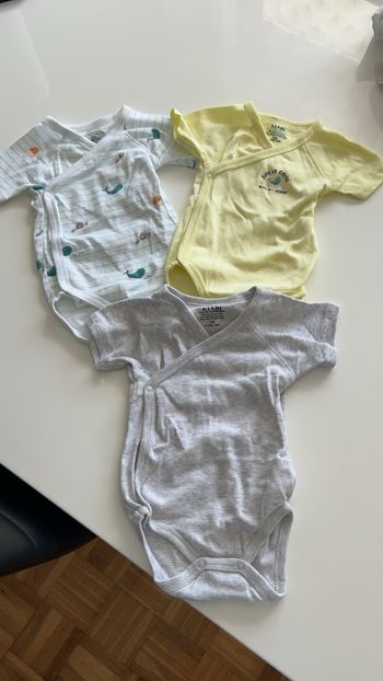 Lot body manches courtes