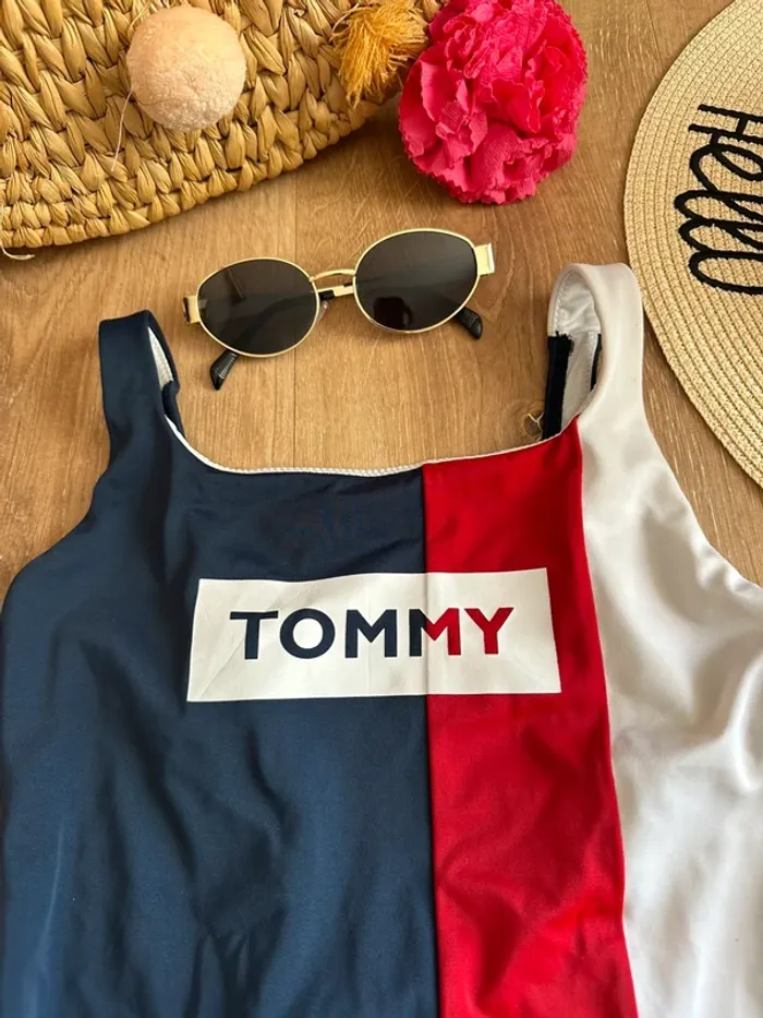 Maillot de bain Tommy Hilfiger bleu blanc rouge taille 36 - photo numéro 2