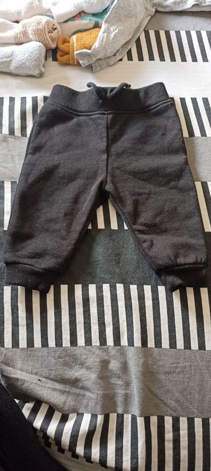 Vêtements bébé 6/9mois - photo numéro 8