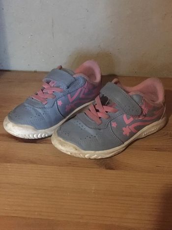 Baskets taille 26