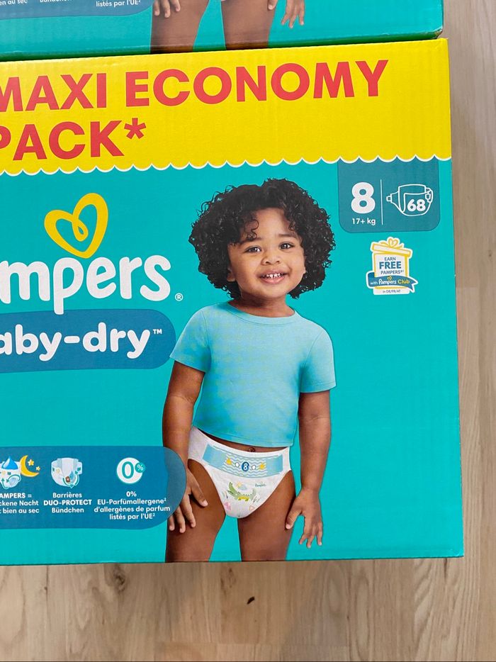 Pampers taille 8 - photo numéro 2