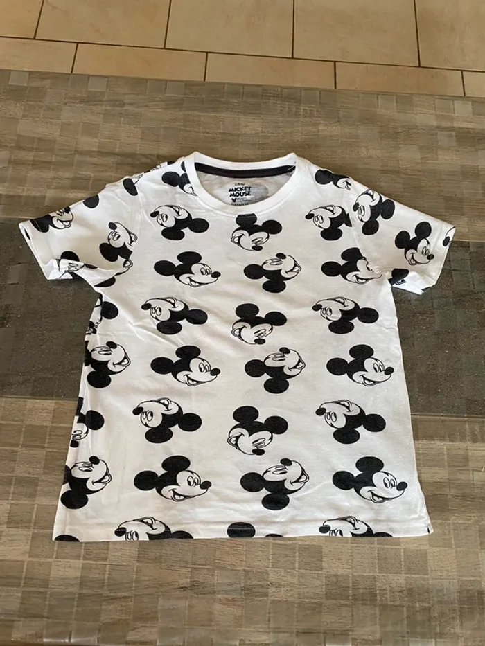 Pyjama Mickey 110/116 cm 5/6ans - photo numéro 2