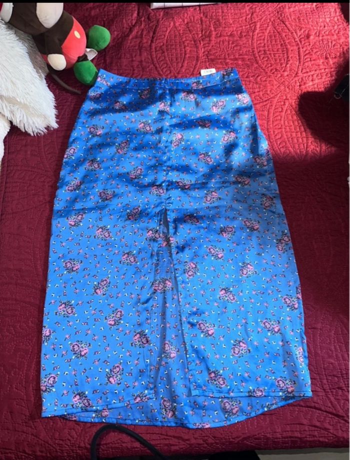 Jupe en satin - photo numéro 2