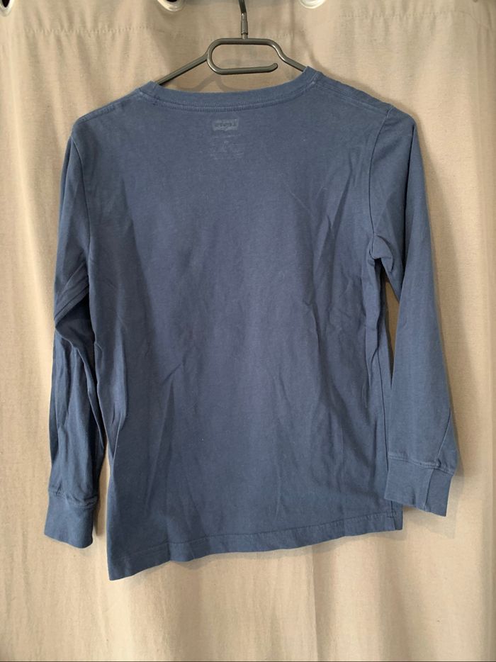 T-shirt Levi’s manches longues bleu marine 12 ans – 100% coton, stylé et en excellent état ! - photo numéro 5