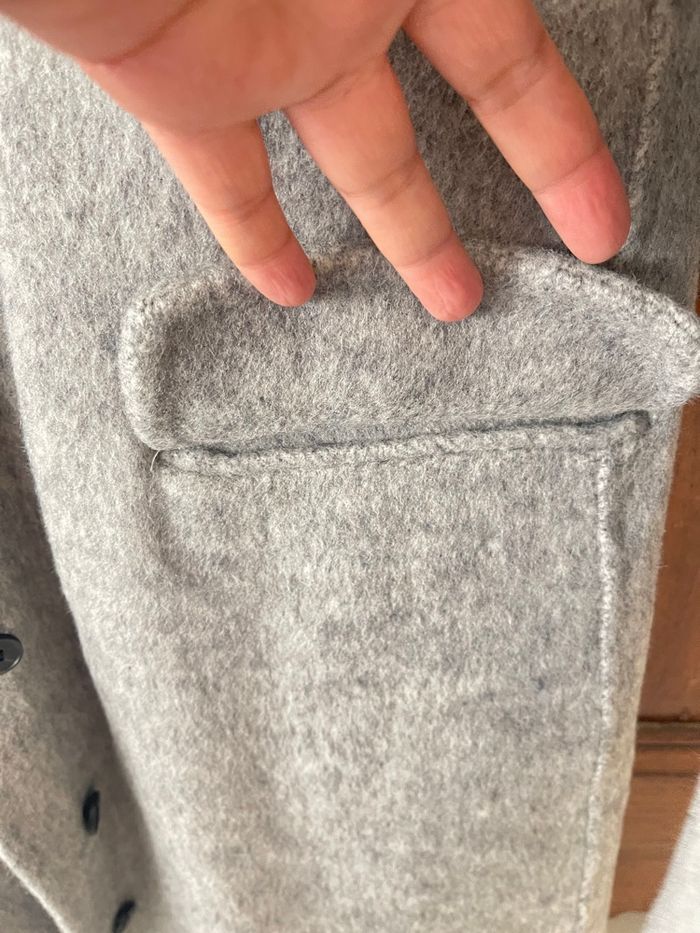 Manteau en 100% laine , gris col V , manches longues - photo numéro 6