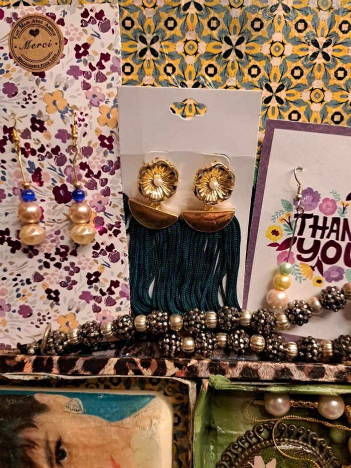 Boîte avec bijoux diverses multicolore - photo numéro 4