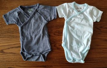 Lot 2 bodies 1 mois orchestra et Kiabi