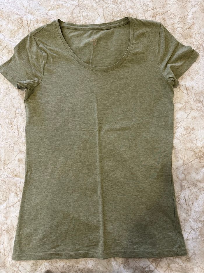 T-shirt C&A - photo numéro 2