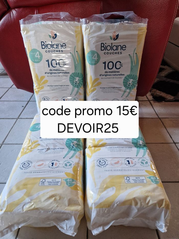 176 couches Biolane taille 4