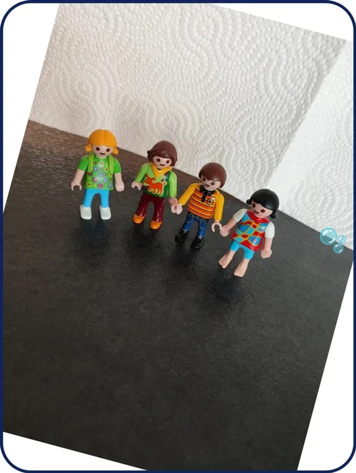 Lot de 4 personnages playmobil