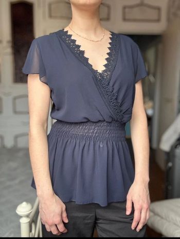 Blouse noir col en V - taille M - très bon état